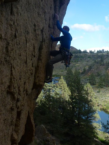smith climbing rockclimbing smithrock (Photo: Laurel Fan on Flickr)